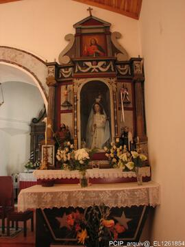 Vista de altar lateral direito