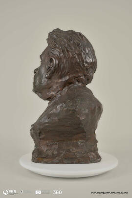 Busto de Monsenhor Correia Pinto