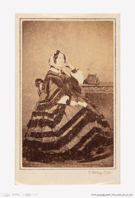 Álbum com retratos de membros das famílias reais europeias