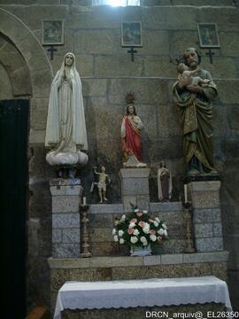 Altar lateral nave - Evangelho