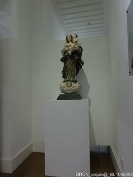 Escultura “Nossa Senhora”