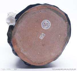 Garrafa Figurativa: Maria da Paciência ou Velha Maria