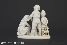 Grupo de três figuras