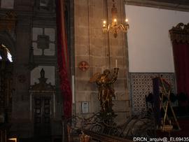 Conservação e restauro do pavimento do coro