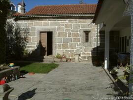 Vista parcial de fachada lateral